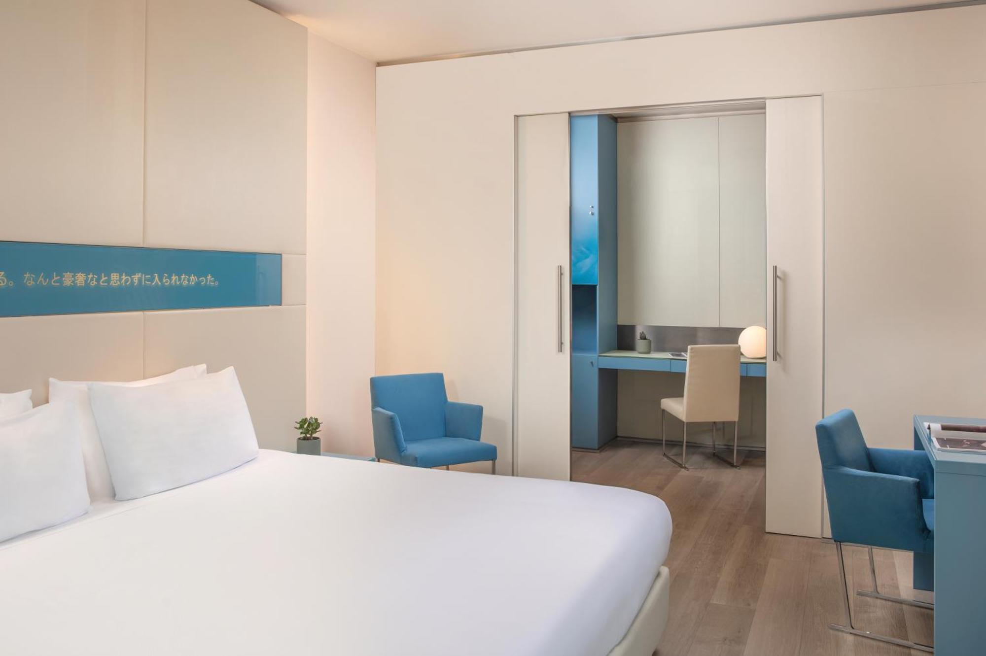 Una Hotels Bologna Centro — Fotos 1